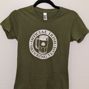 Green 'Official Irish Drinking Team' Graphic T-Shirt by Bang On | Sz Small